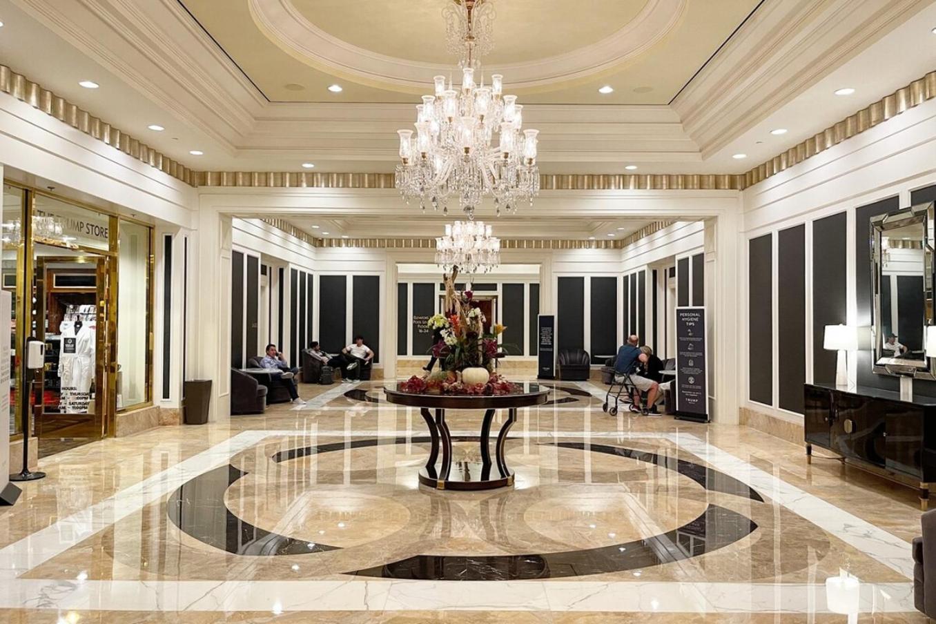 Five Star Trump Hotel No Resort And Cleaning Fees Las Vegas Exterior foto